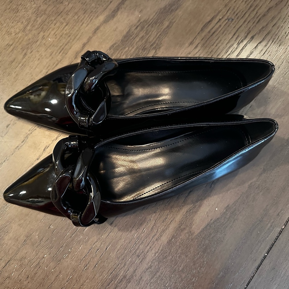 BRAND NEW NEVER WORN!! New Bella candy sweet color flats size 40
